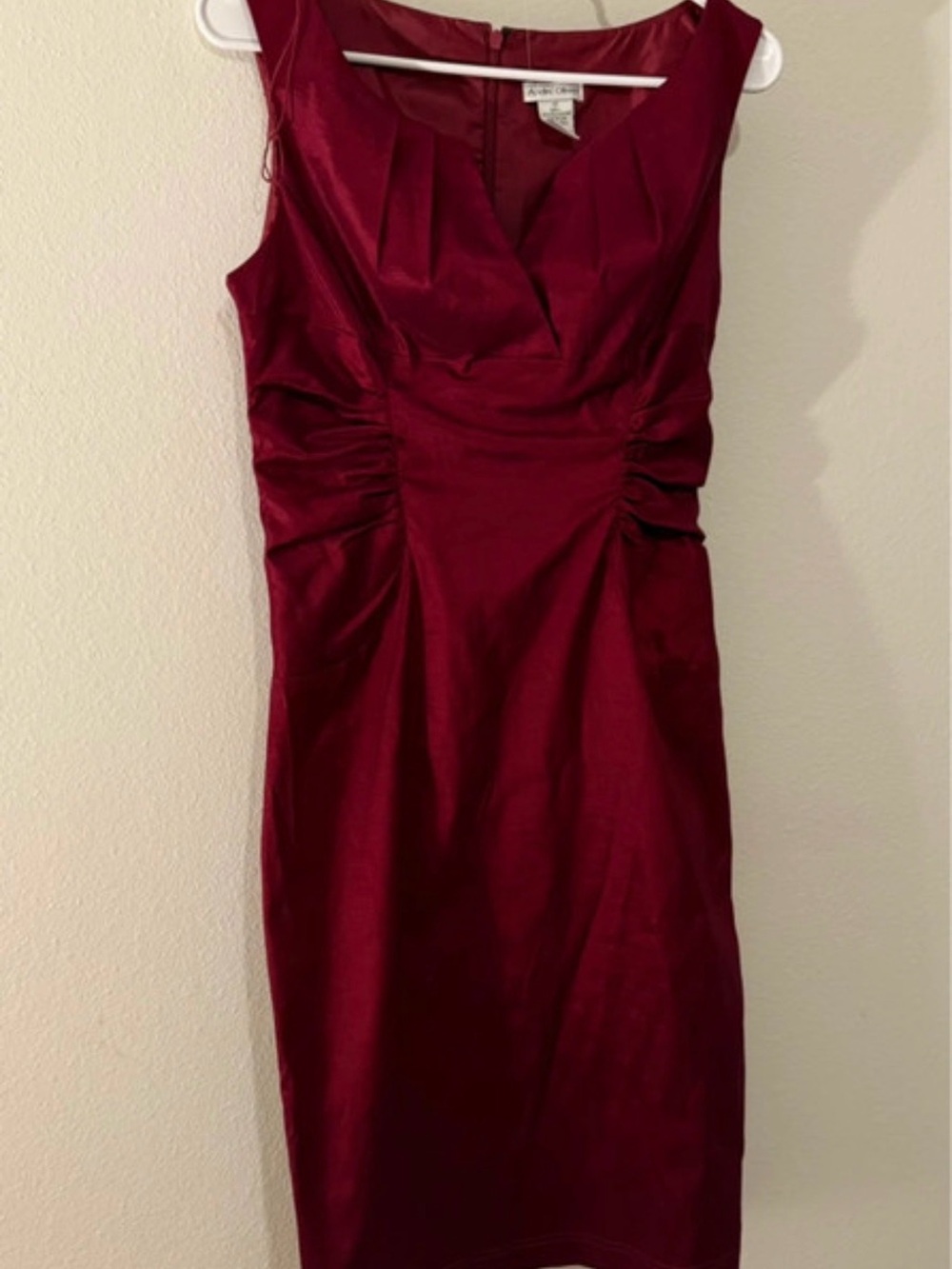 Andre Oliver Sleeveless Wine-Red Sheath Dress
